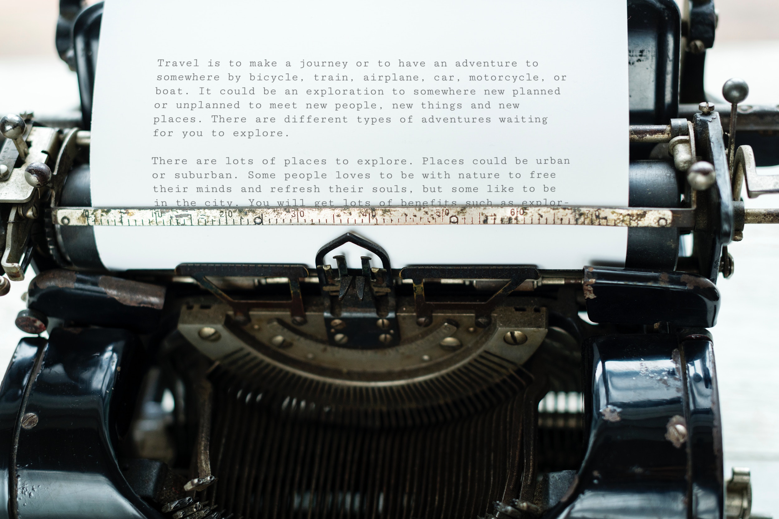 Typewriter rawpixel-586682-unsplash